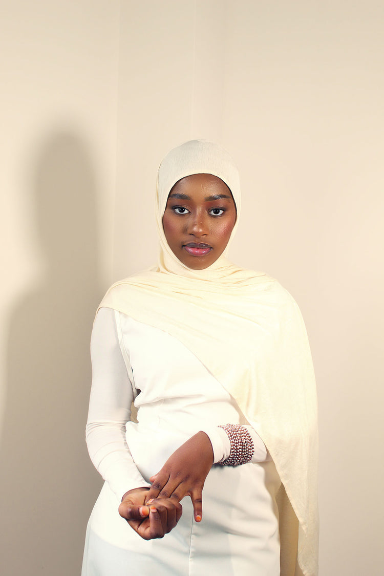 INSTANT PRE-SEWN JERSEY HIJAB - CREAM VANILLA