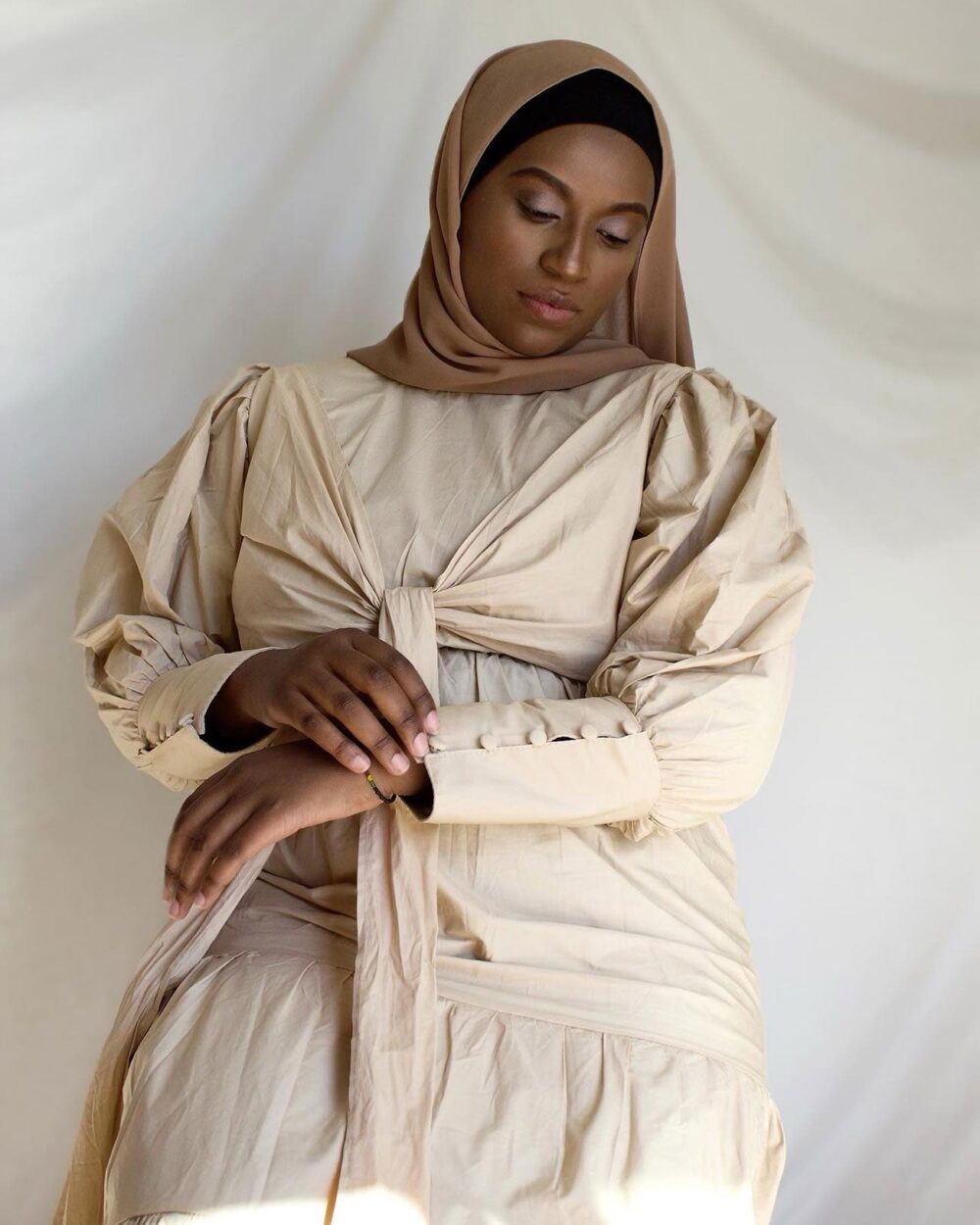 KHADIJA PUFF SLEEVE MAXI DRESS - NUDE - HIJABKINGDOM