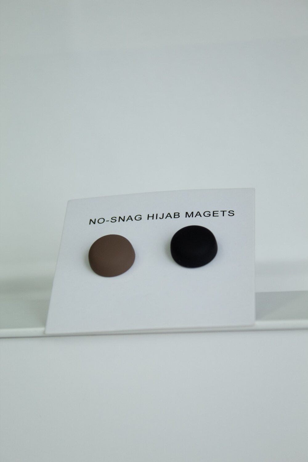 MATTE MAGNET SET- BLACK AND BROWN - HIJABKINGDOM