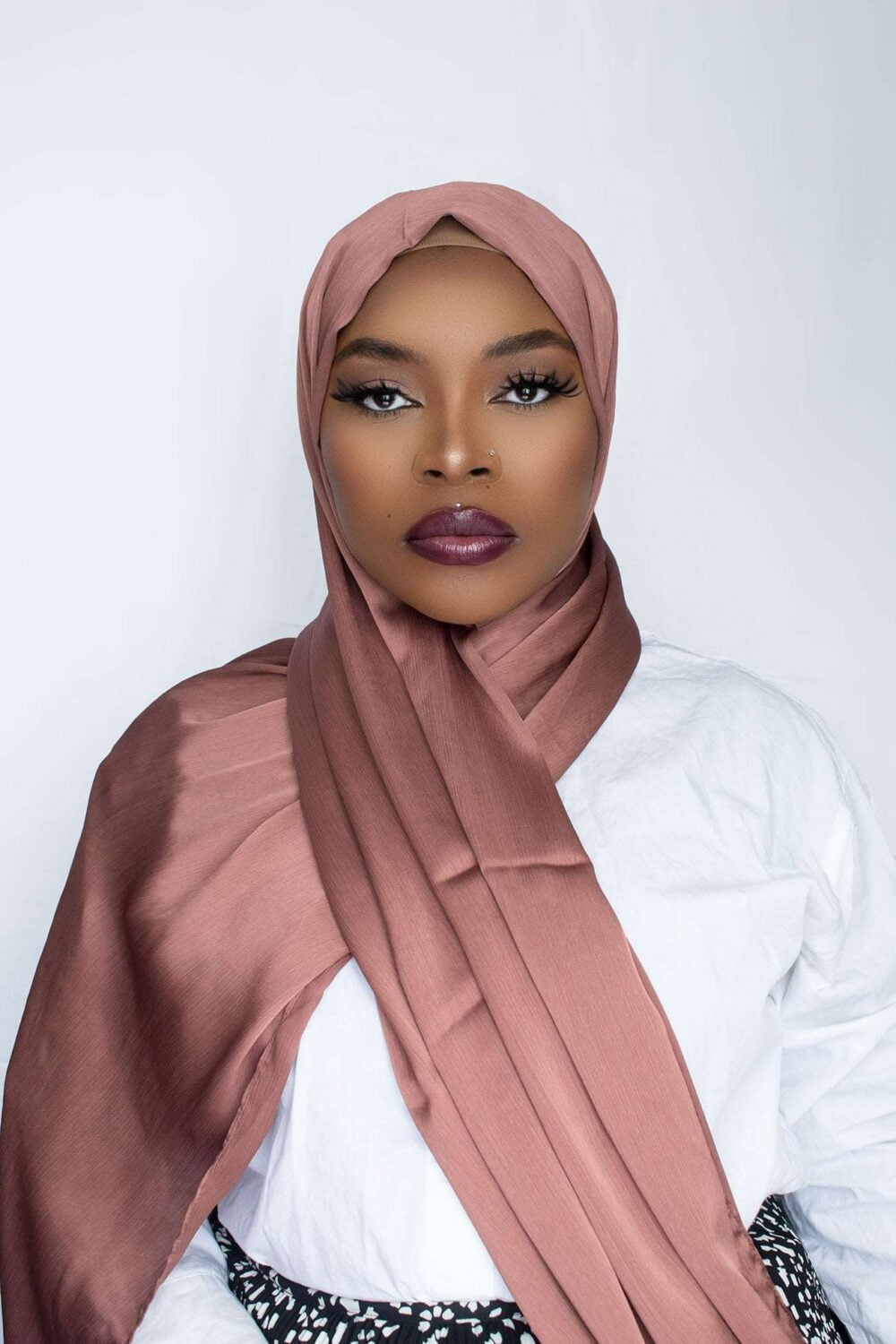 PREMIUM CRIKLE SATIN HIJAB - LIGHT MOHOGANY